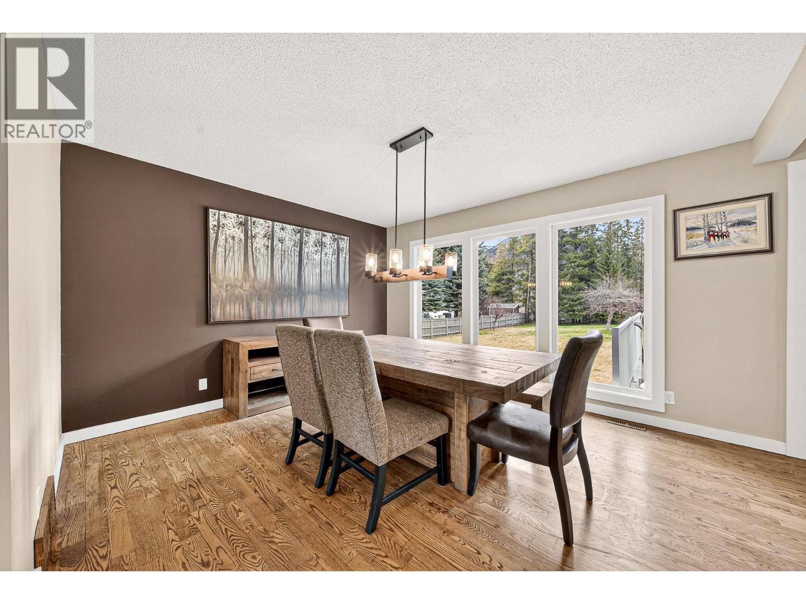 255 Pine Avenue, Sparwood
