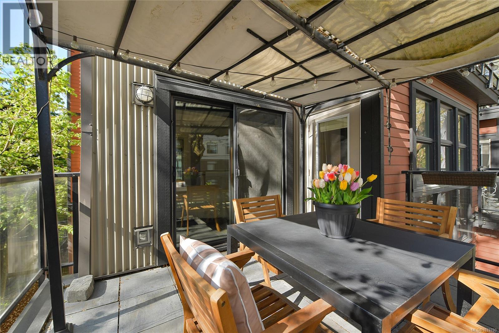 101 630 Speed Avenue, Victoria