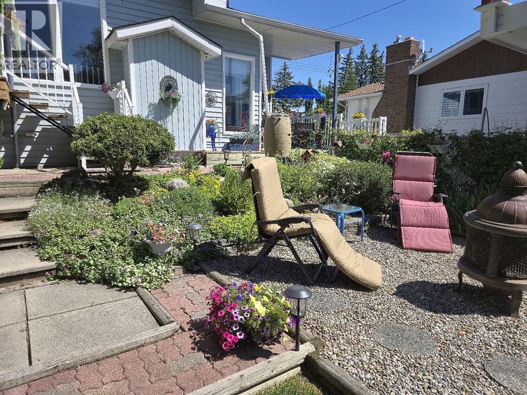 1115 3 Street NE — photo 7