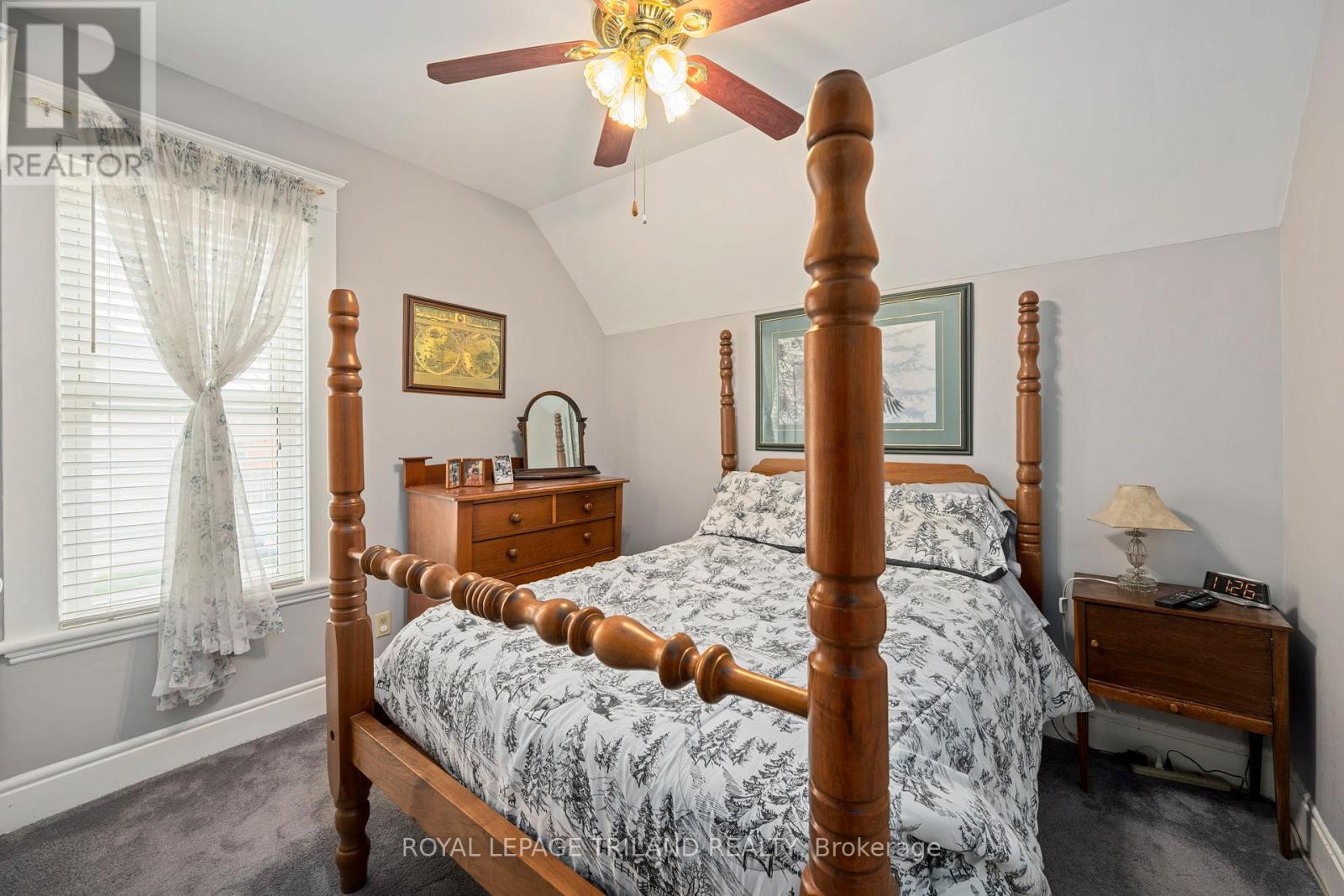 145 PRICE STREET - 16