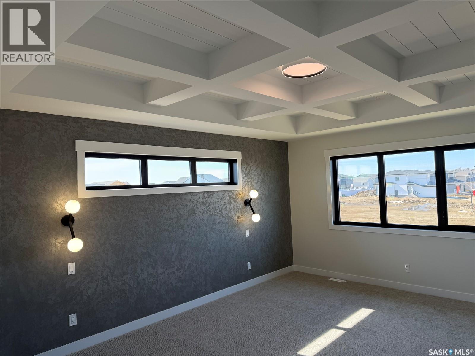 310 Traeger MANOR - 8