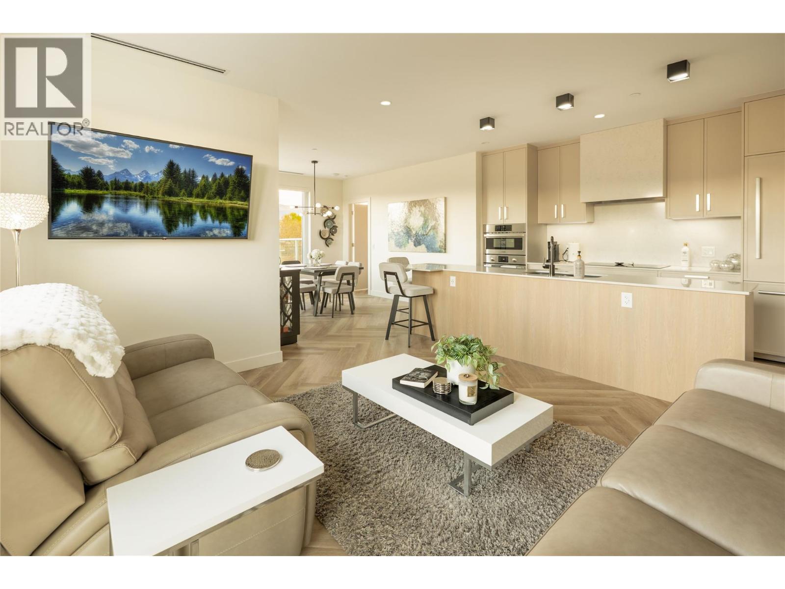 #411 3340 Lakeshore Road - 5