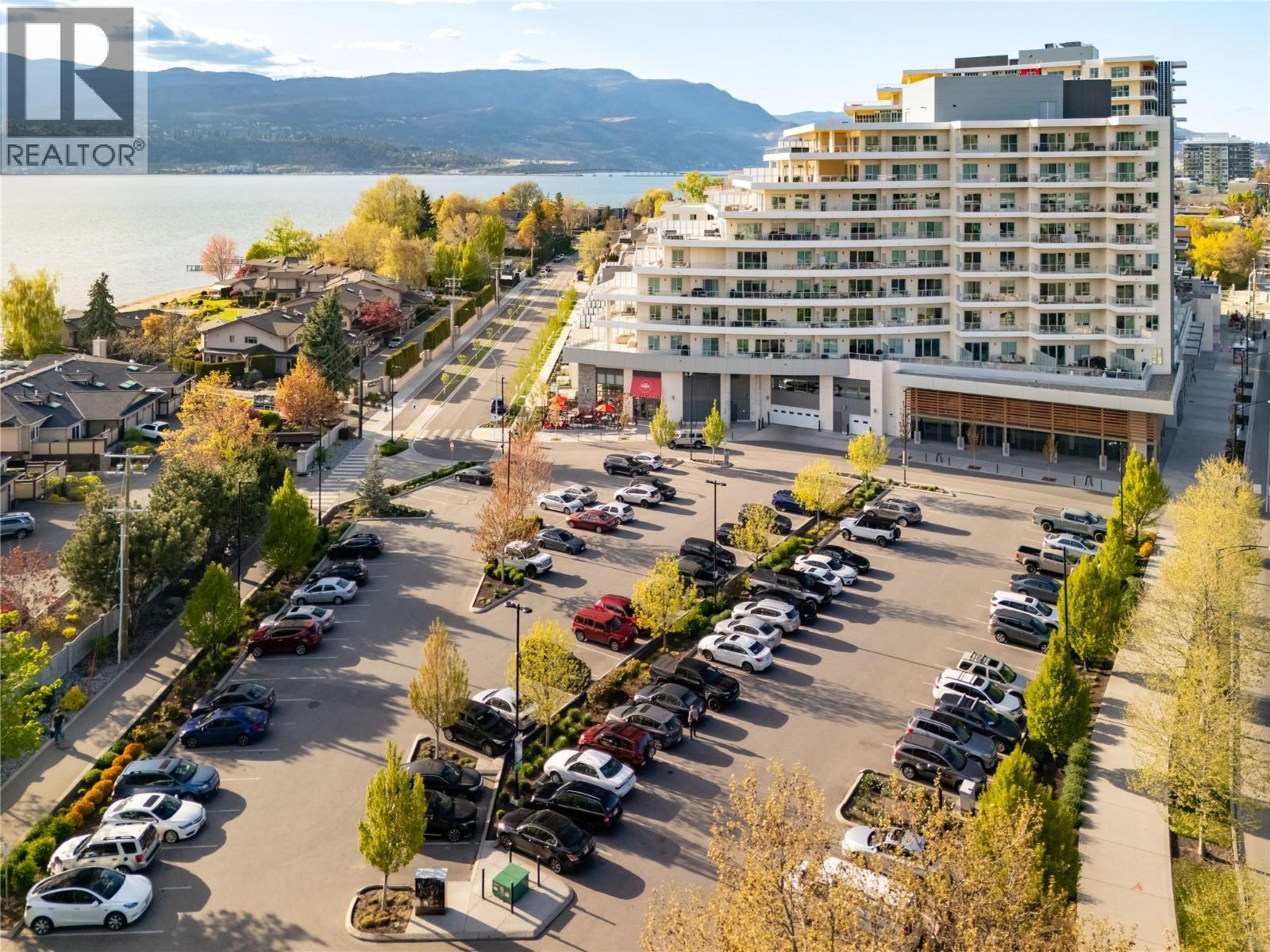 #411 3340 Lakeshore Road - 40