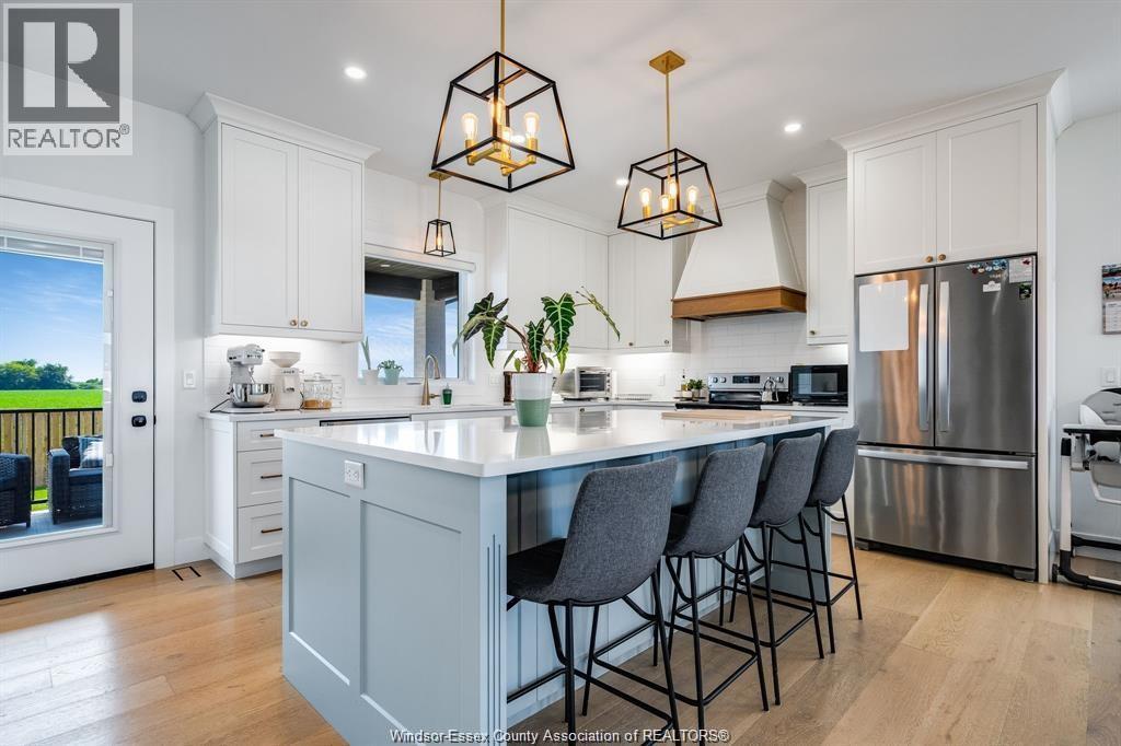 6 HEATHVIEW TRAIL - 12