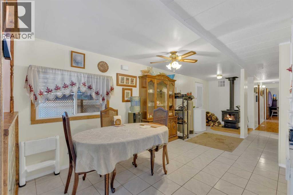 354047 Highway 22 — photo 11