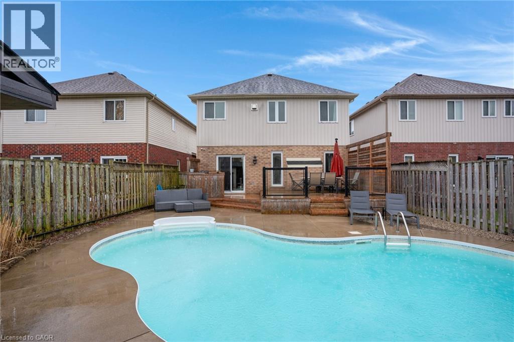 99 UDVARI Crescent - 3