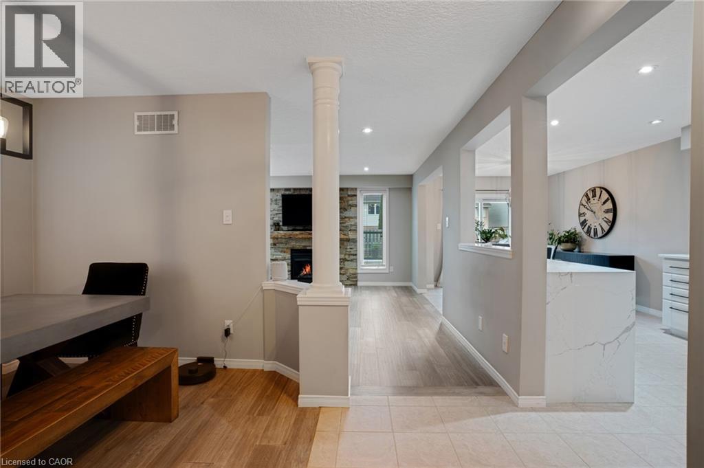 99 UDVARI Crescent - 12