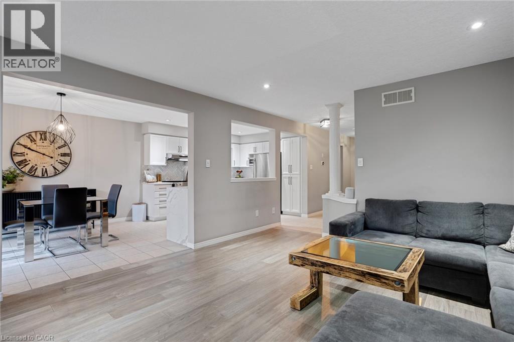99 UDVARI Crescent - 15