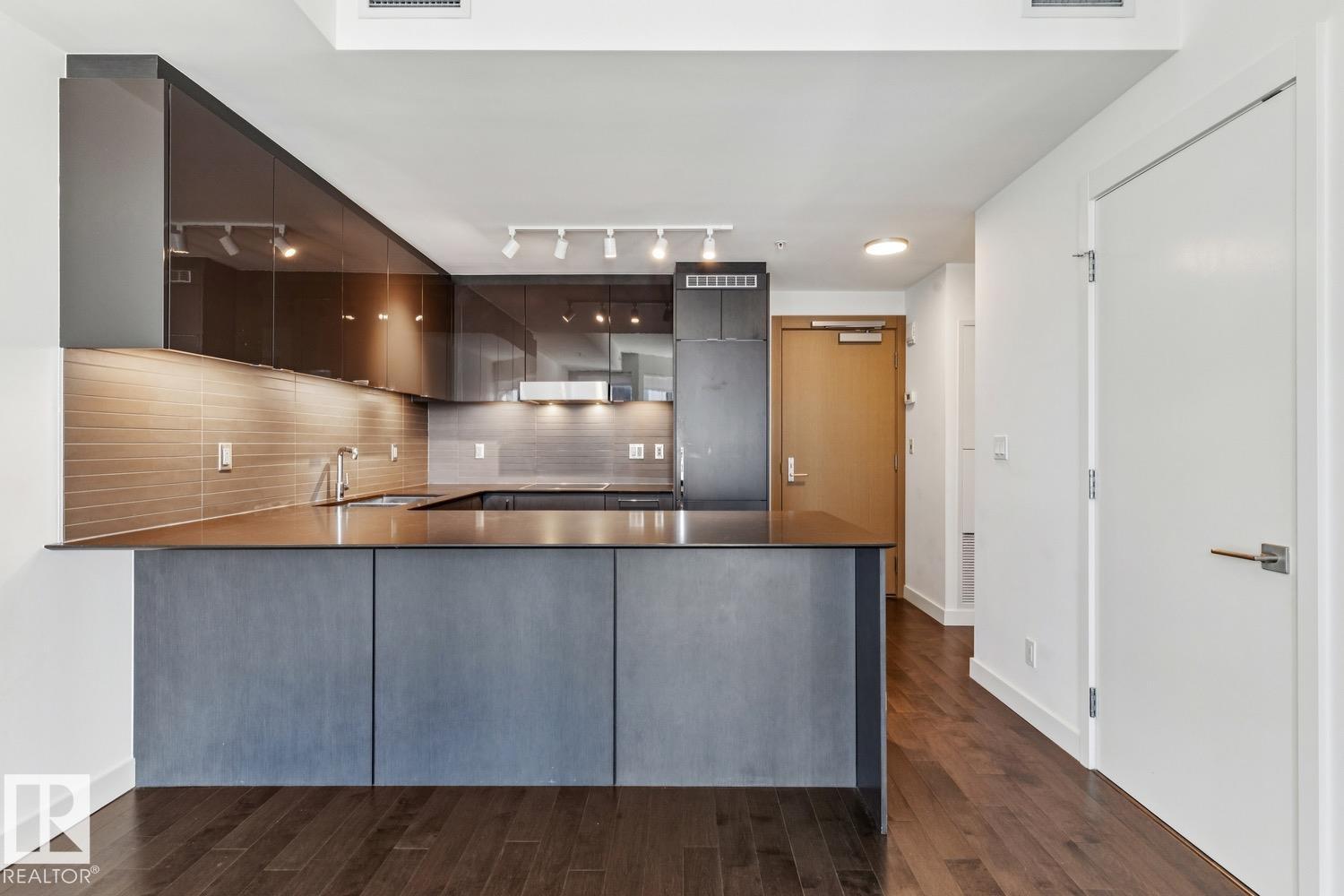 #3104 10360 102 ST NW NW - 6