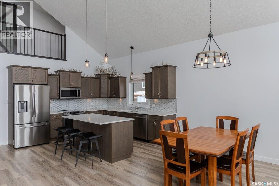 35 Lake AVENUE — photo 7