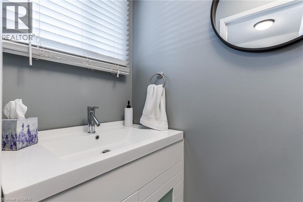 125 SEKURA Crescent Unit# 19, Cambridge, Ontario, N1R8B4 — Photo 15
