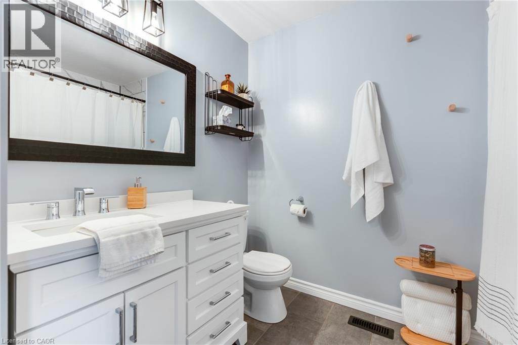 125 SEKURA Crescent Unit# 19, Cambridge, Ontario, N1R8B4 — Photo 21