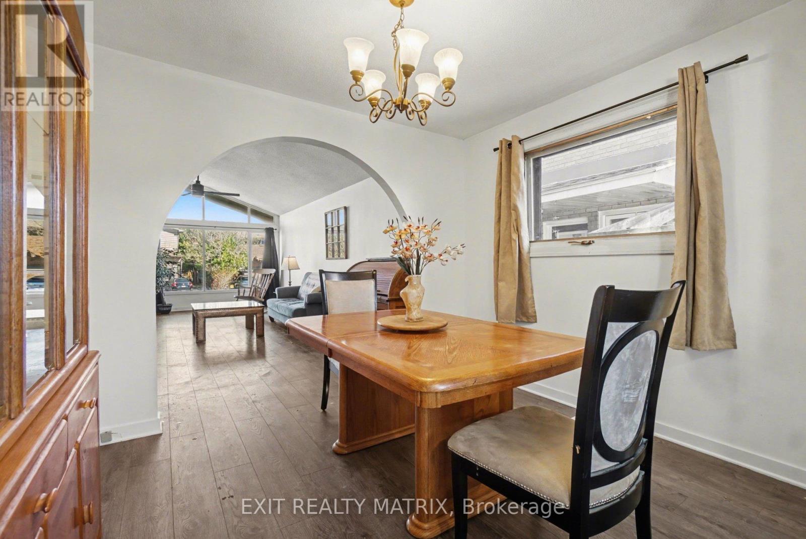 1864 LENESTER AVENUE - 10