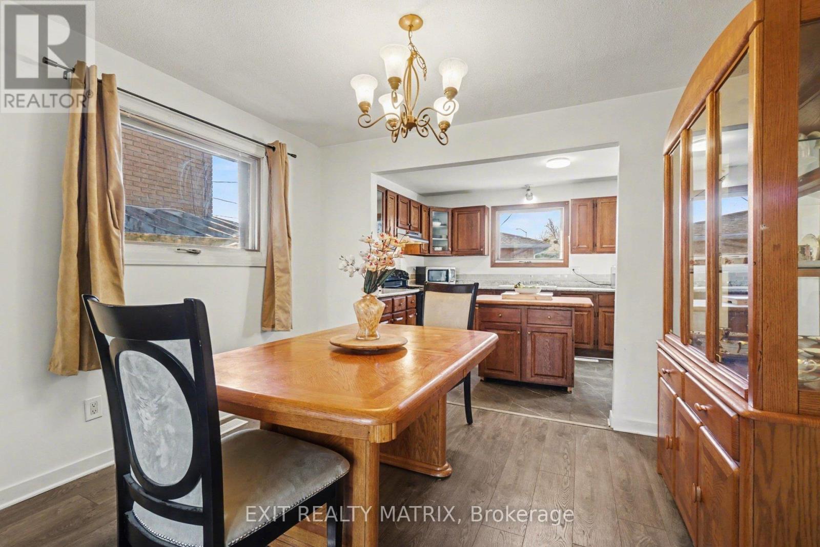 1864 LENESTER AVENUE - 11