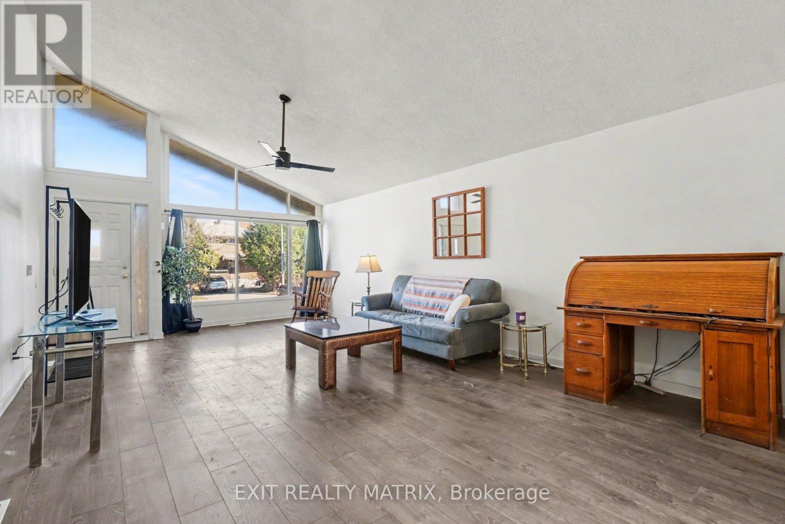 1864 LENESTER AVENUE - 5