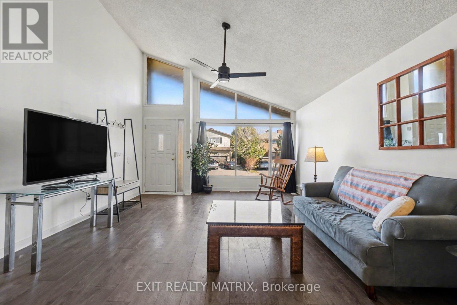 1864 LENESTER AVENUE - 6
