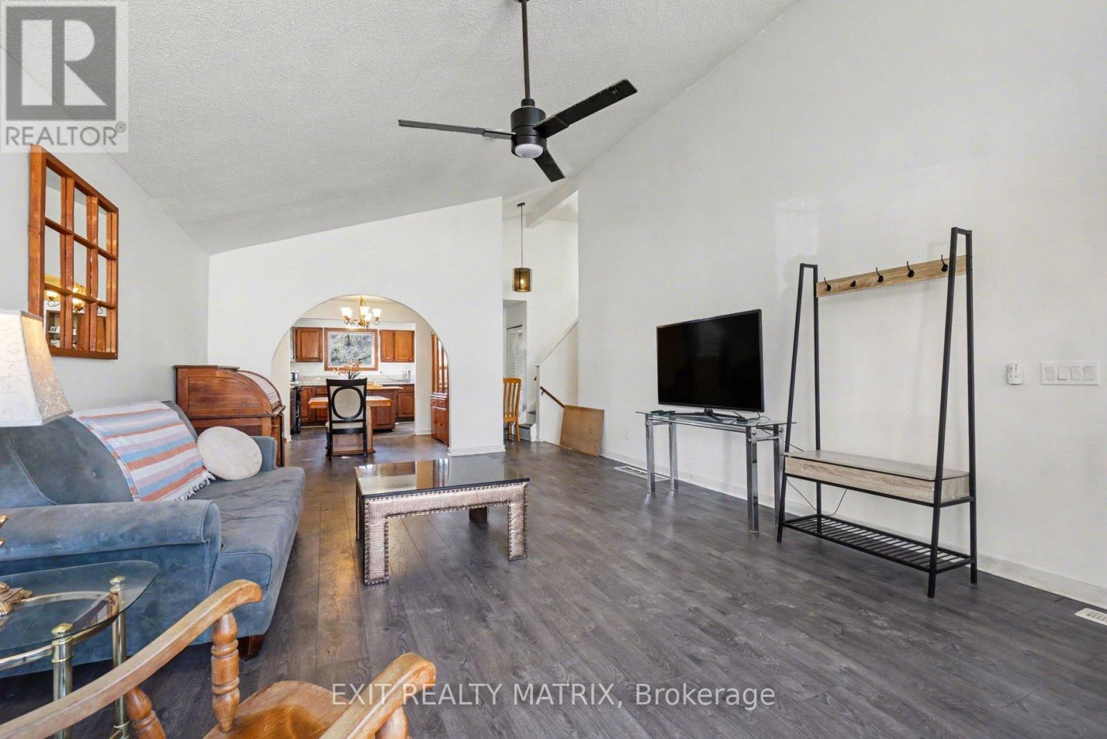 1864 LENESTER AVENUE - 8