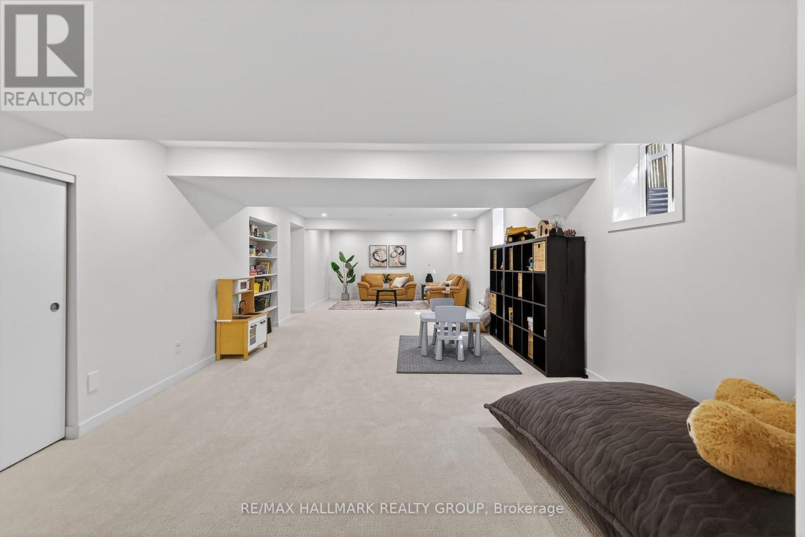 1934 LENESTER AVENUE - 38