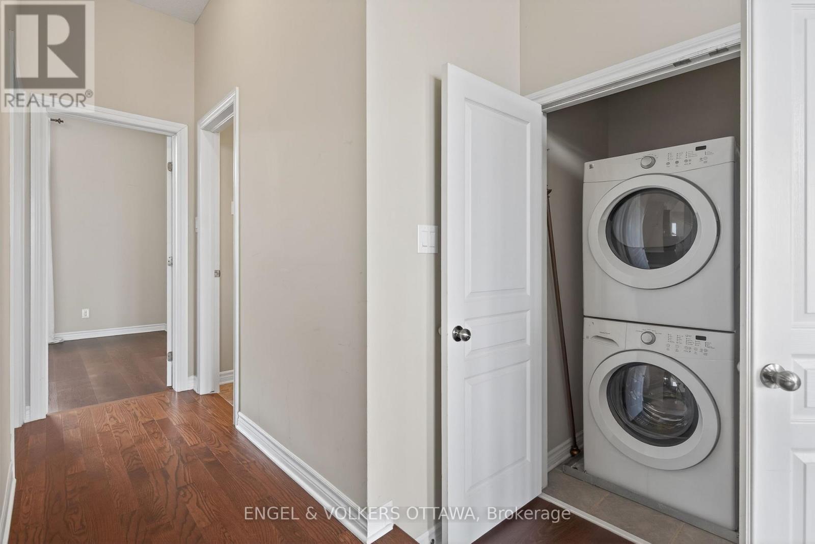 #52 119 POPLIN STREET - 25