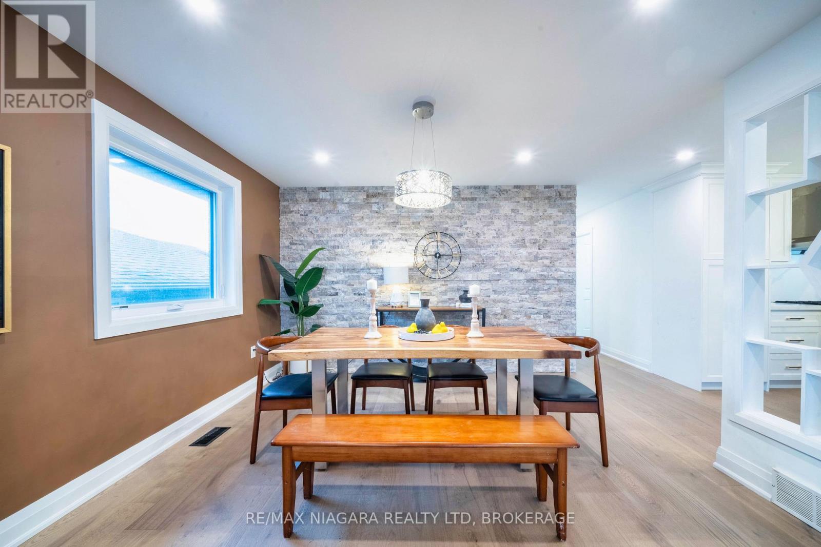 33 WEST FARMINGTON DRIVE - 10