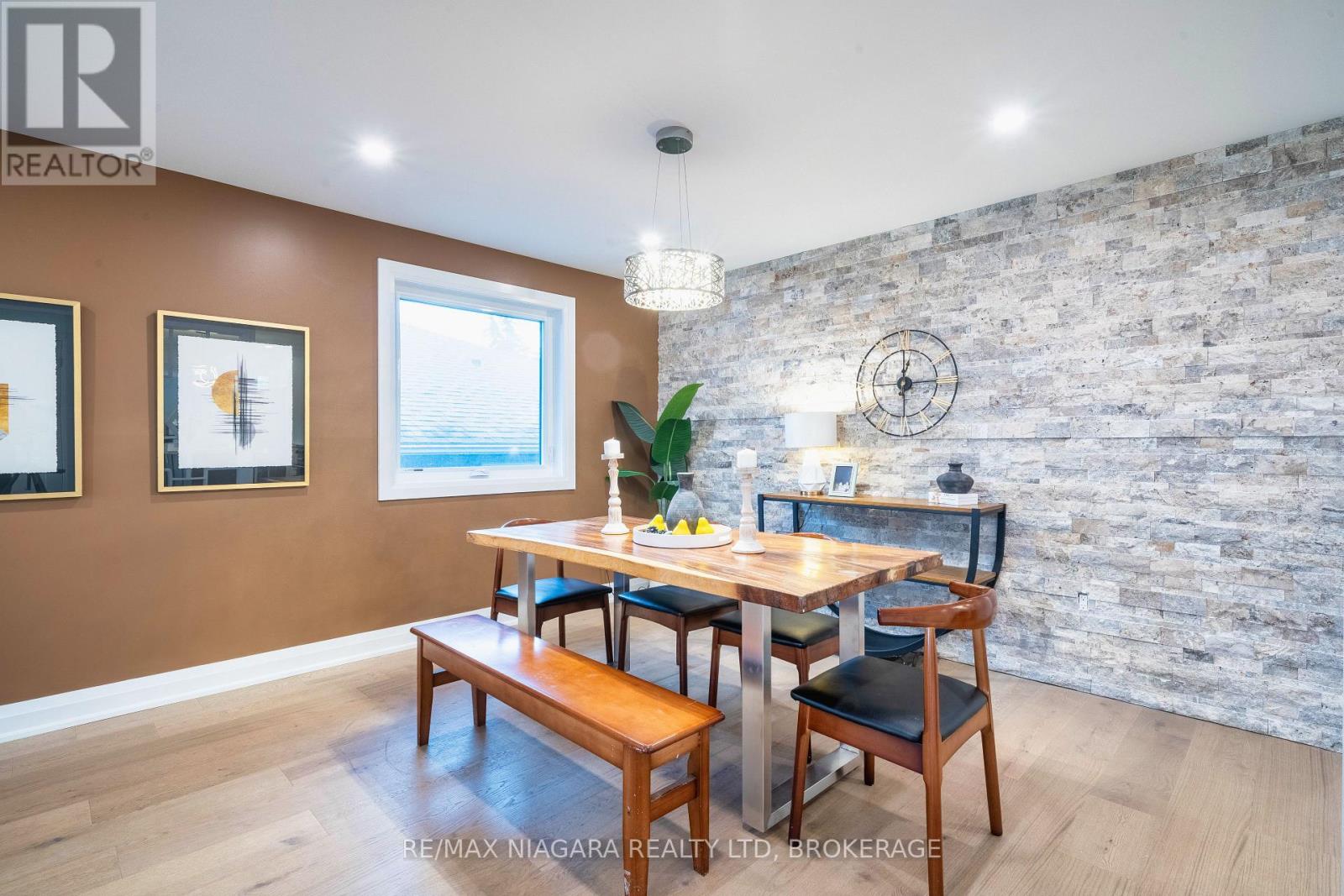 33 WEST FARMINGTON DRIVE - 12