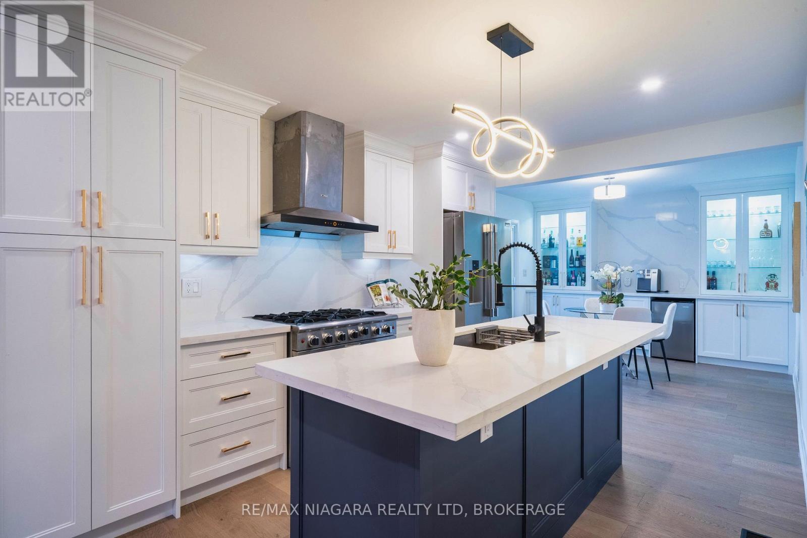 33 WEST FARMINGTON DRIVE - 15