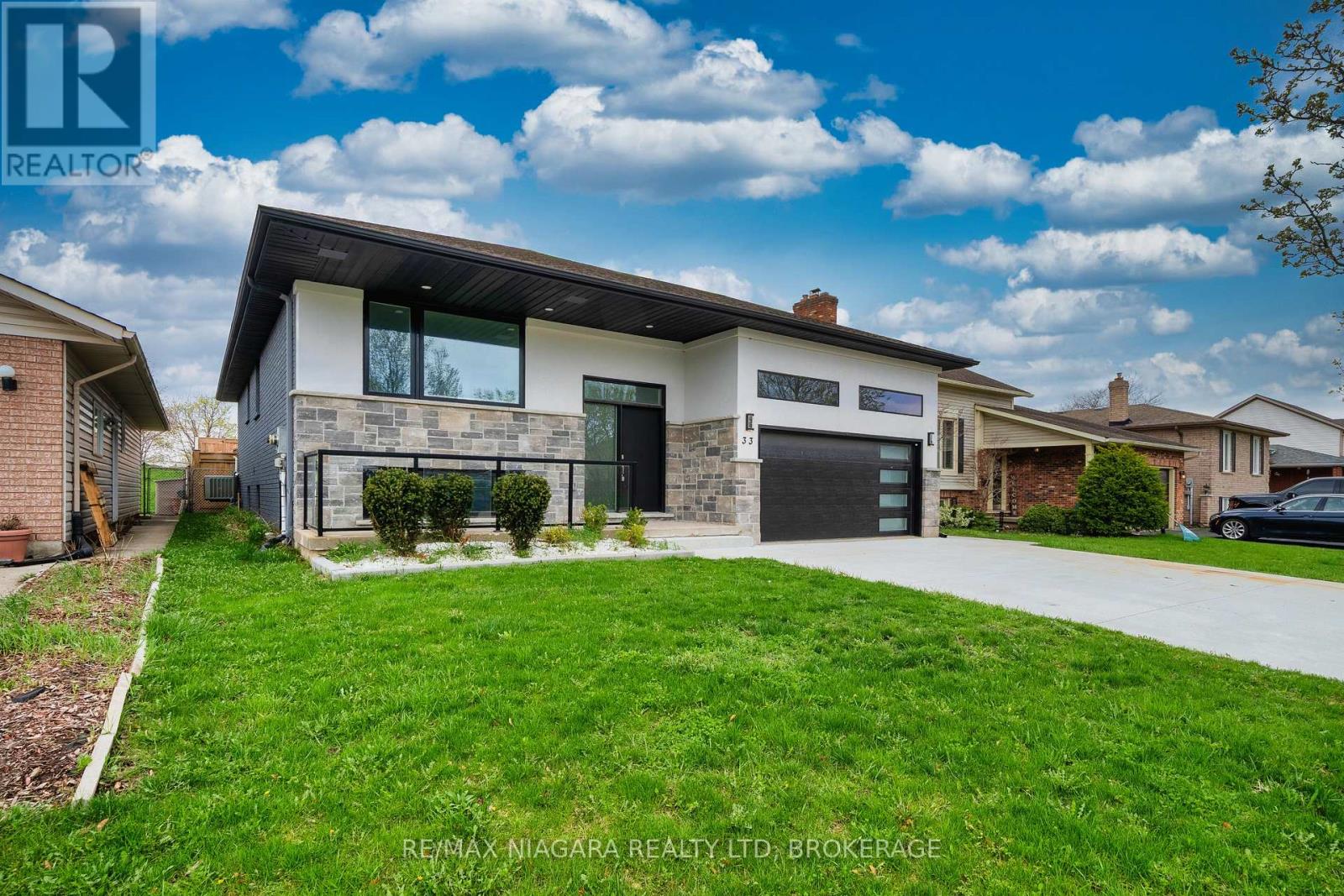 33 WEST FARMINGTON DRIVE - Image 2
