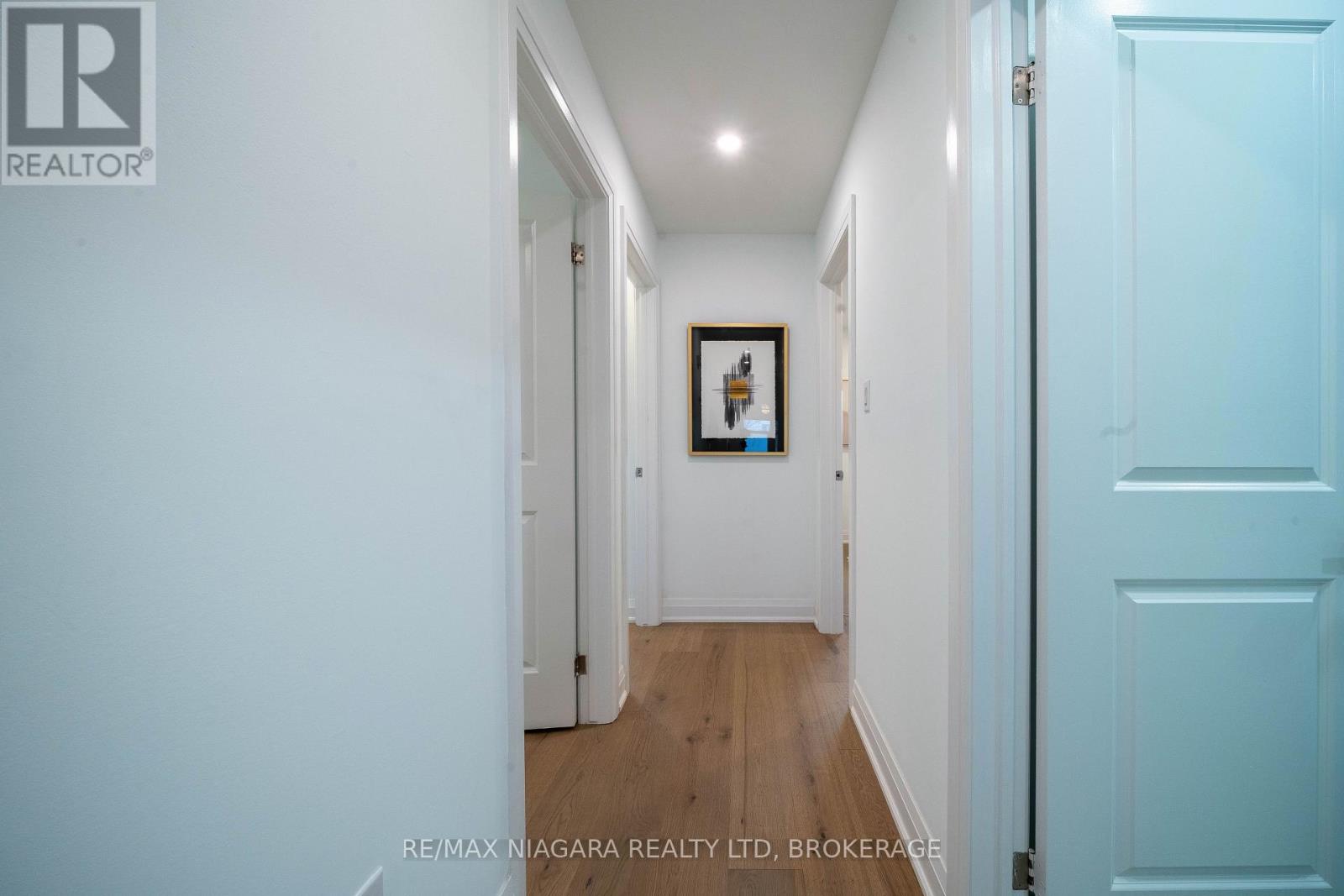 33 WEST FARMINGTON DRIVE - 21