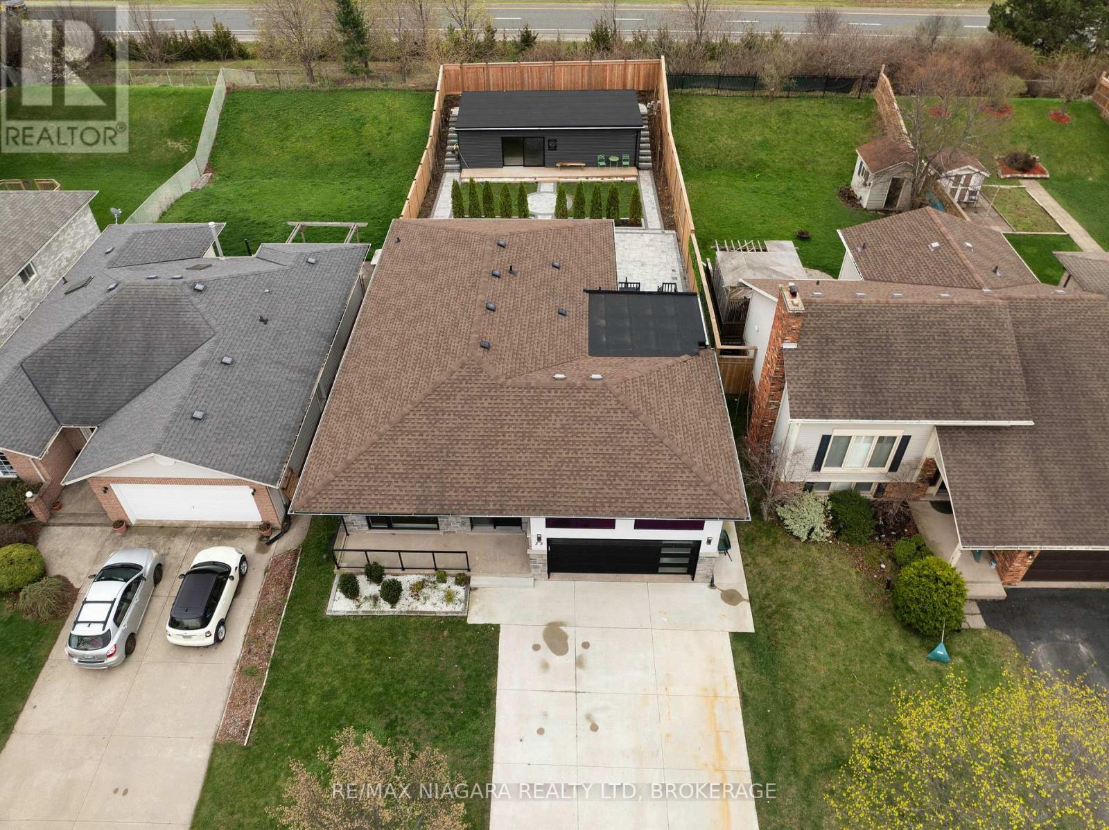 33 WEST FARMINGTON DRIVE - 48