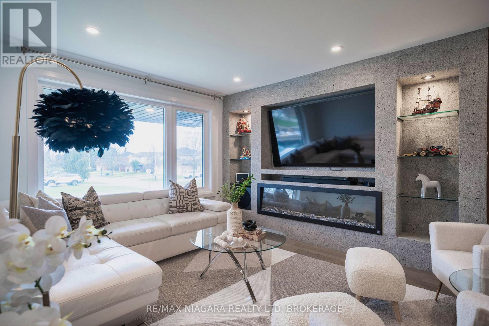 33 WEST FARMINGTON DRIVE - 7