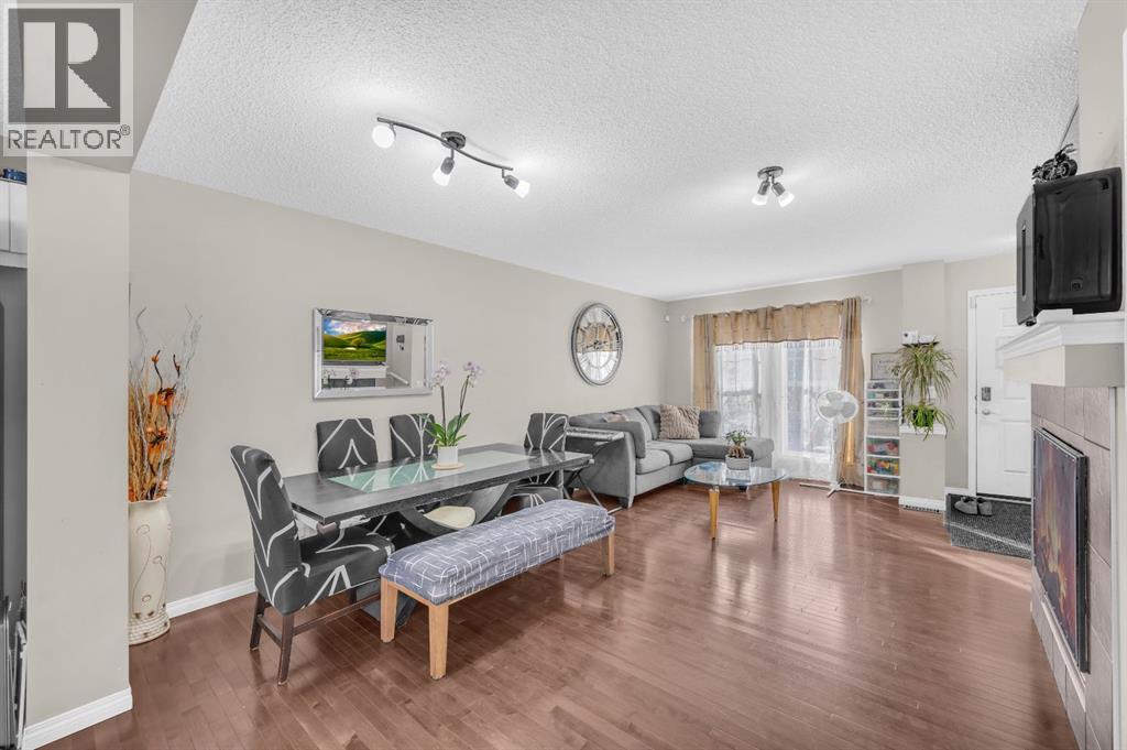 207 Elgin Meadows Gardens SE - 11