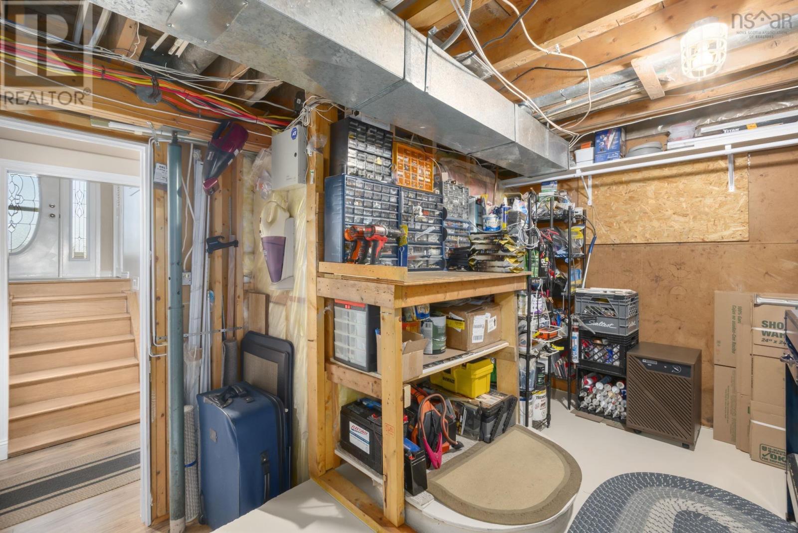 Property 31 of 51 of 1900 Waverley Road