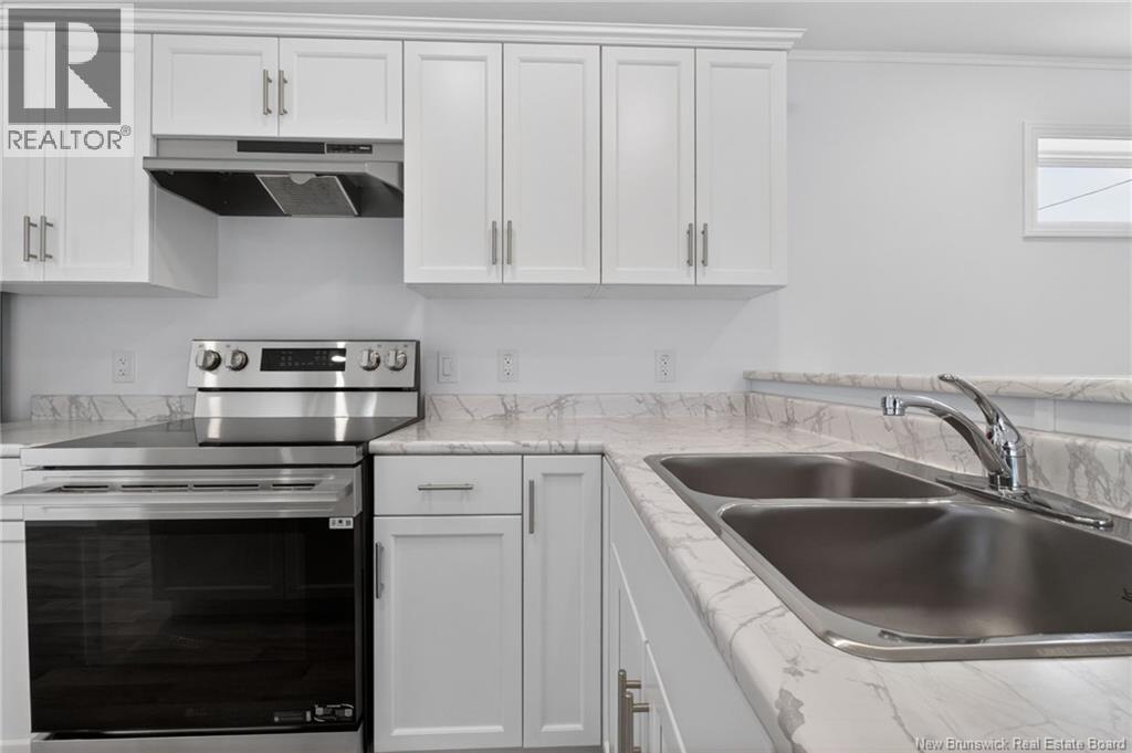 99 River East Drive - 16