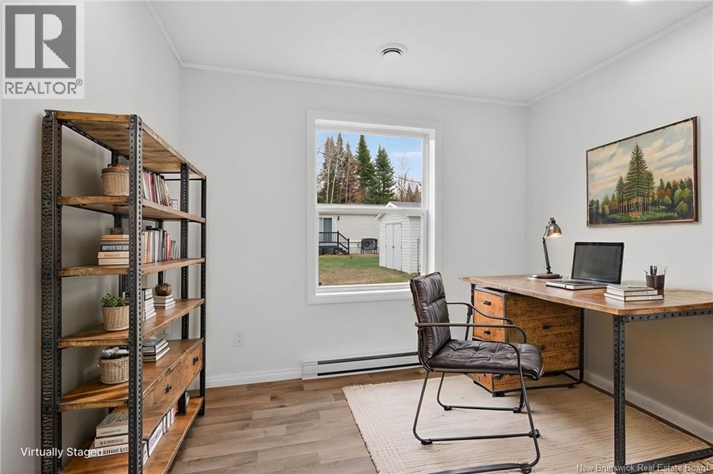 99 River East Drive - 26