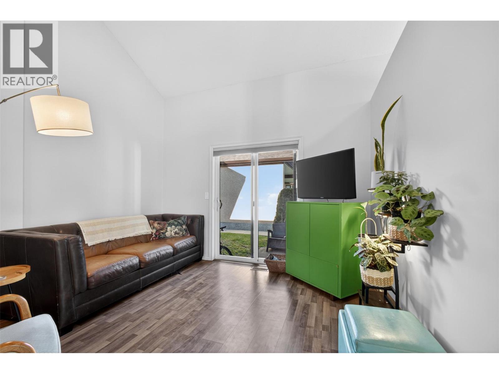 #112 1855 Leckie Road - 8