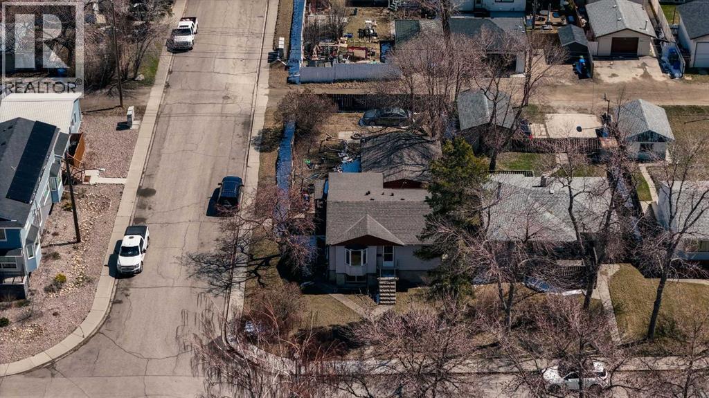 6204 18 Street SE - photo 2