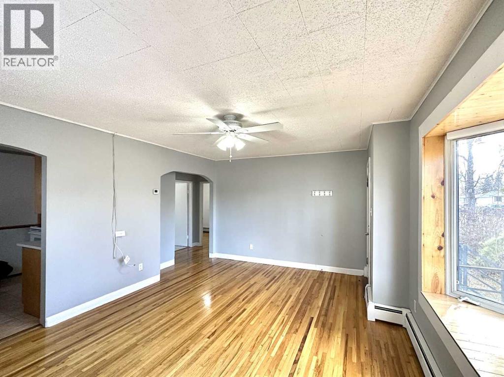 6204 18 Street SE - photo 5