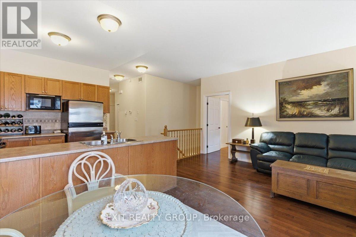 173 KILDARE AVENUE - 21