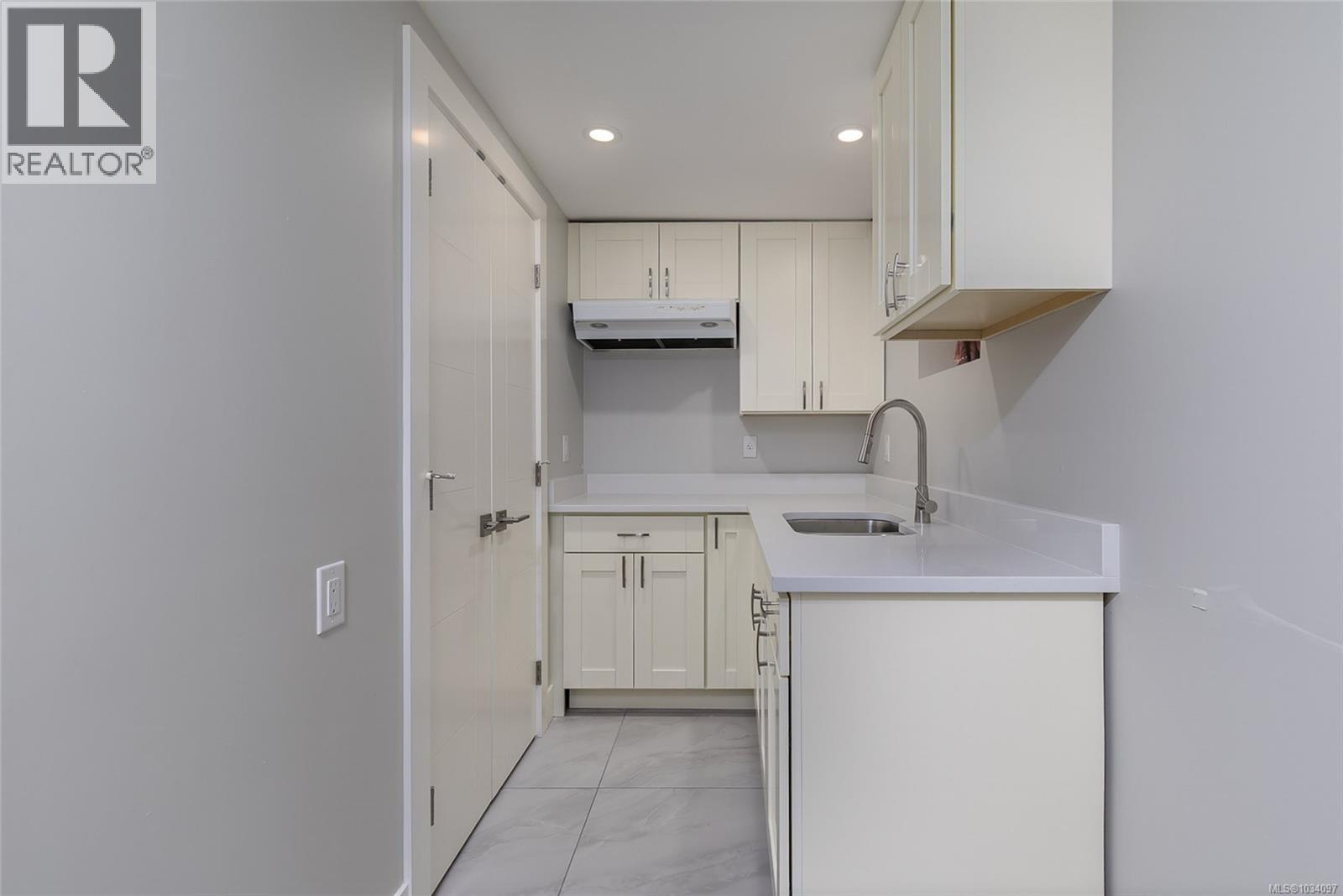 3500 Hammond Bay Rd - 24