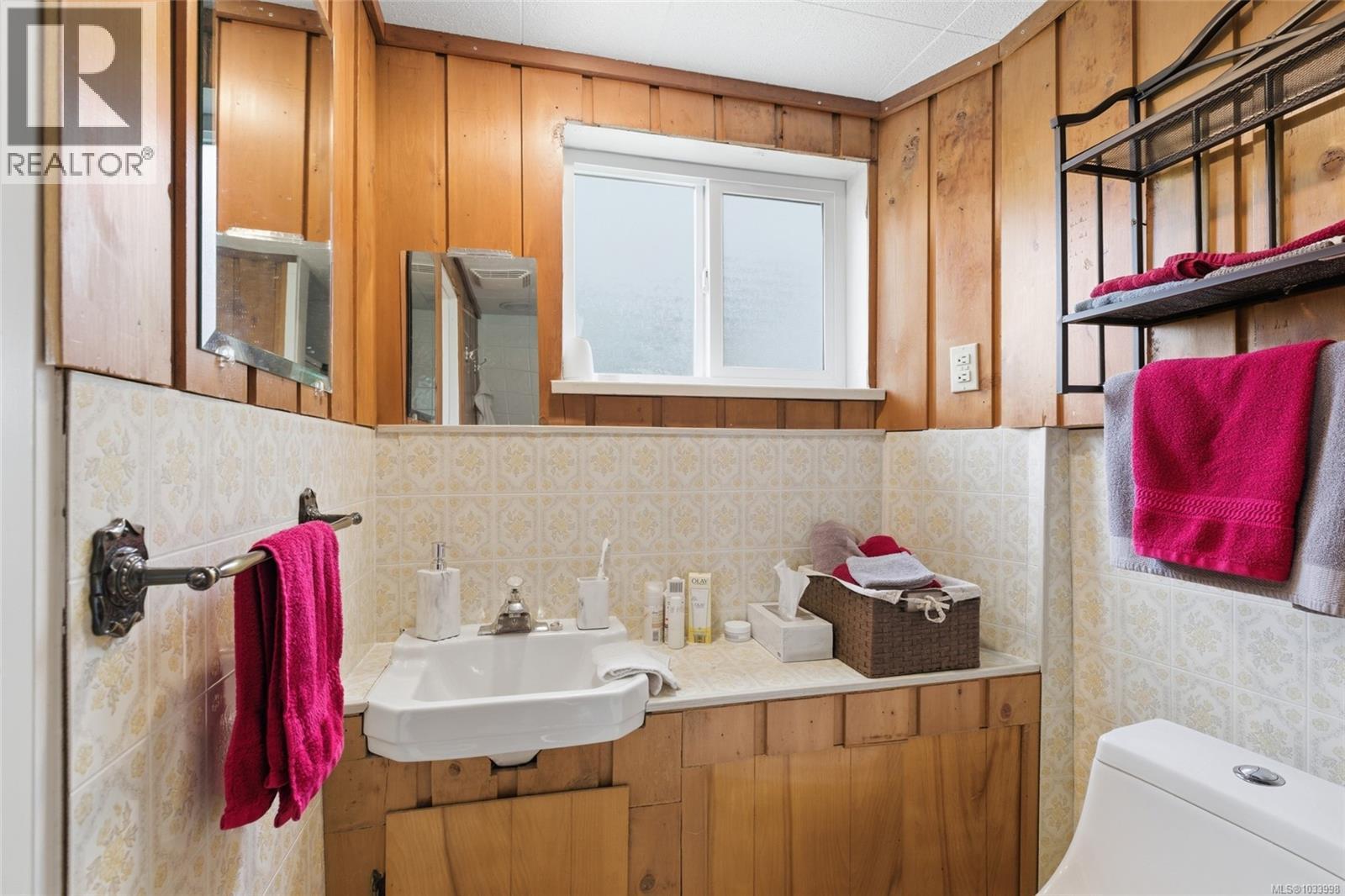 2135 Rita Rd, Port Alberni