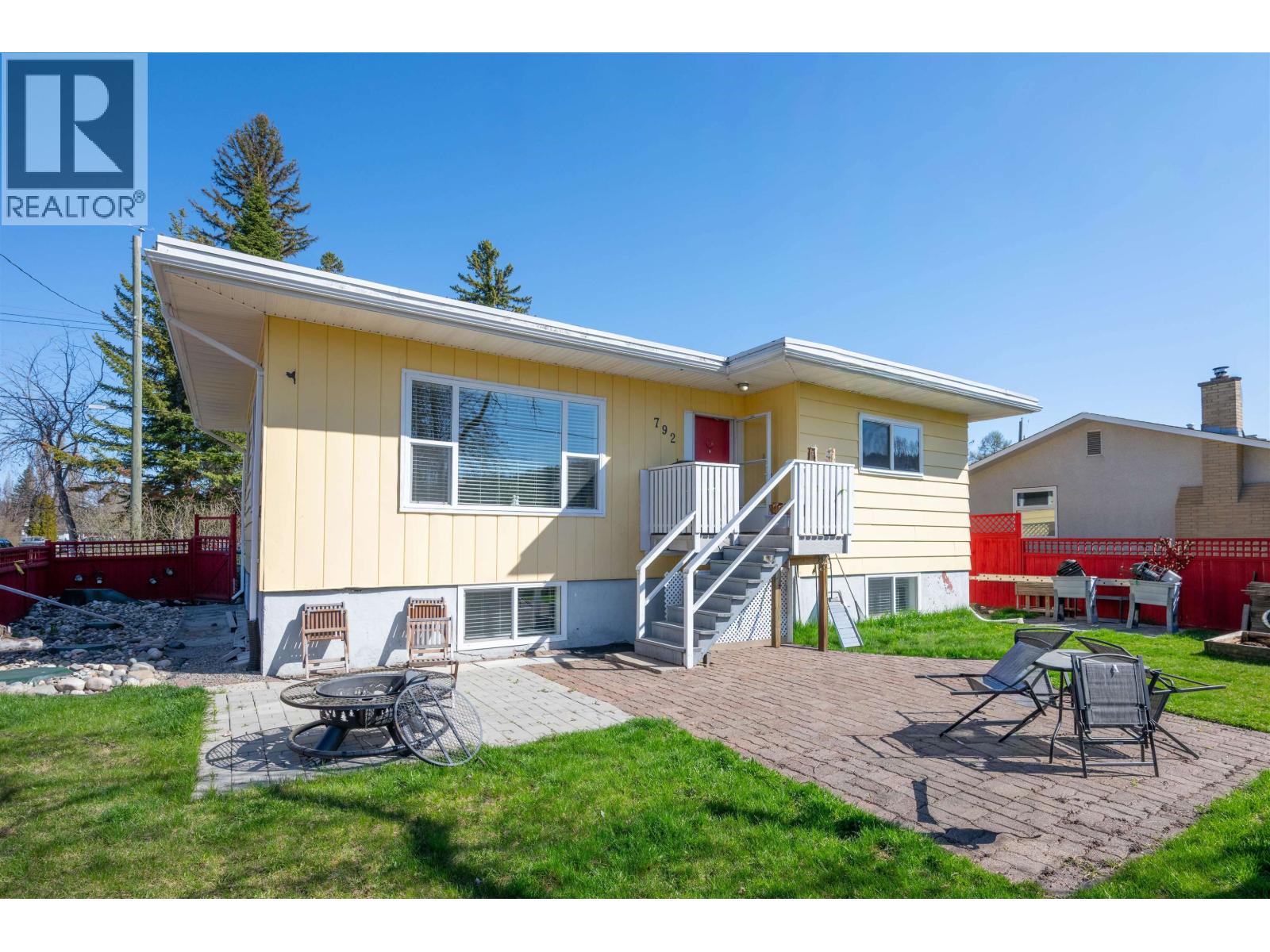 Kitchen of 792 20TH AVENUE · Prince George, BC