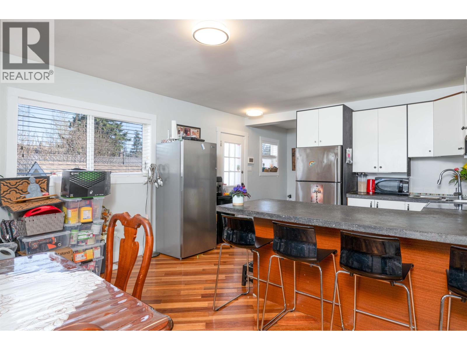 Photo 8 of 34 — 792 20TH AVENUE · Prince George, BC