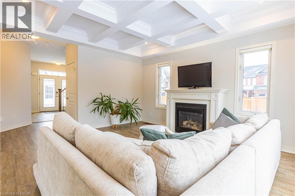 70 SPRUCE Crescent, Welland, Ontario, L3C0C6 — Photo 9