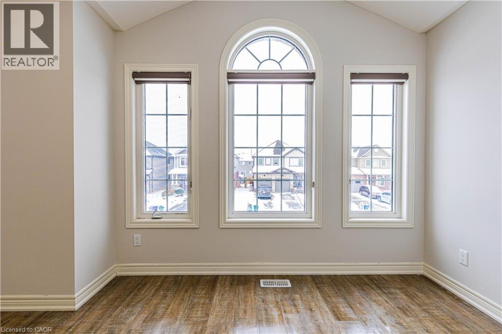 70 SPRUCE Crescent, Welland, Ontario, L3C0C6 — Photo 21