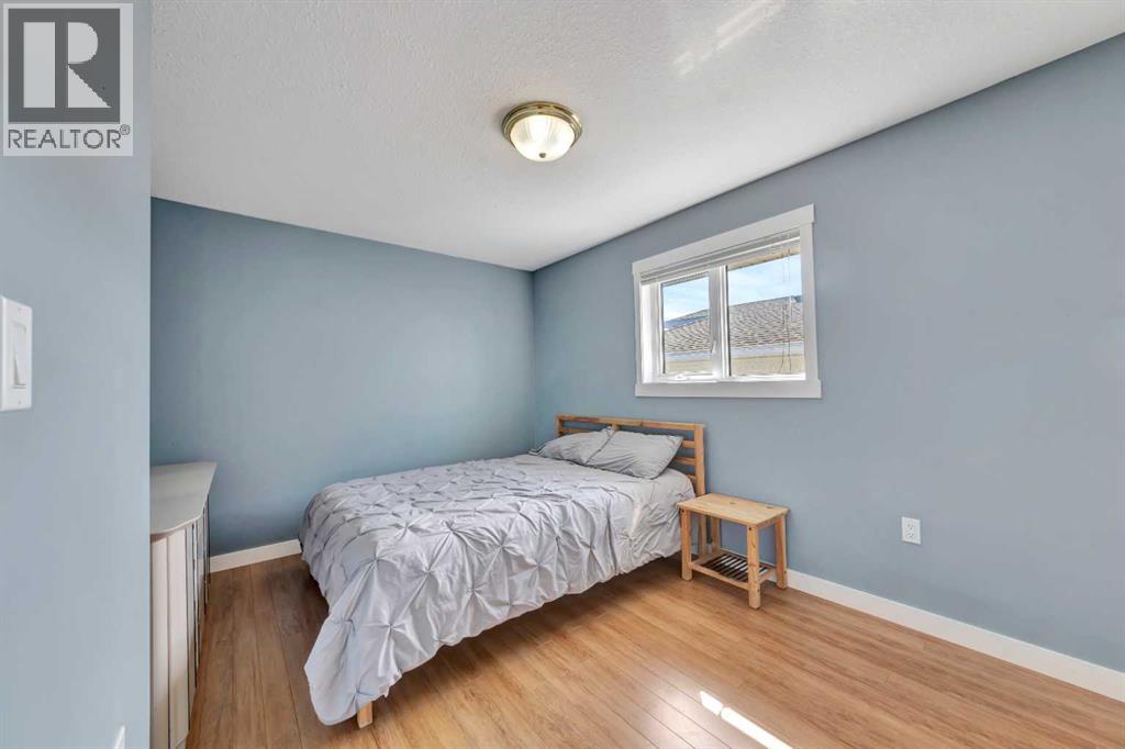 3308 63 Avenue — photo 21