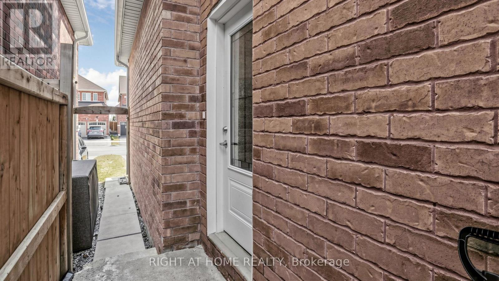 868 WRENWOOD DRIVE - 45