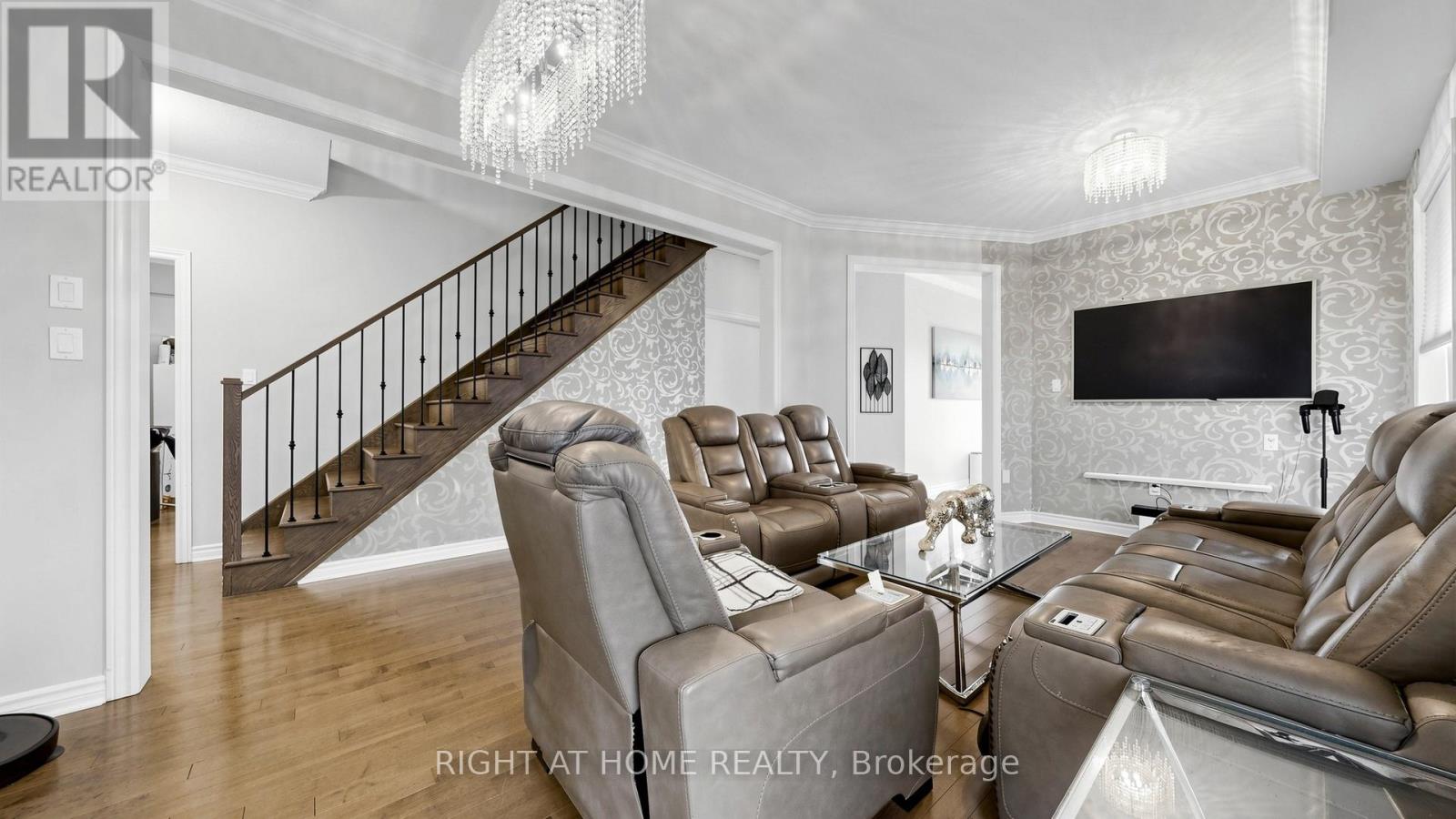 868 WRENWOOD DRIVE - 5