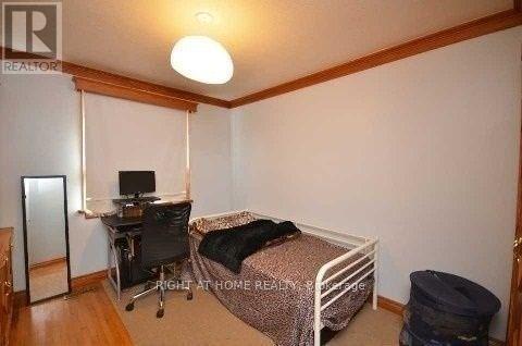 #17 7475 GOREWAY DRIVE - 4