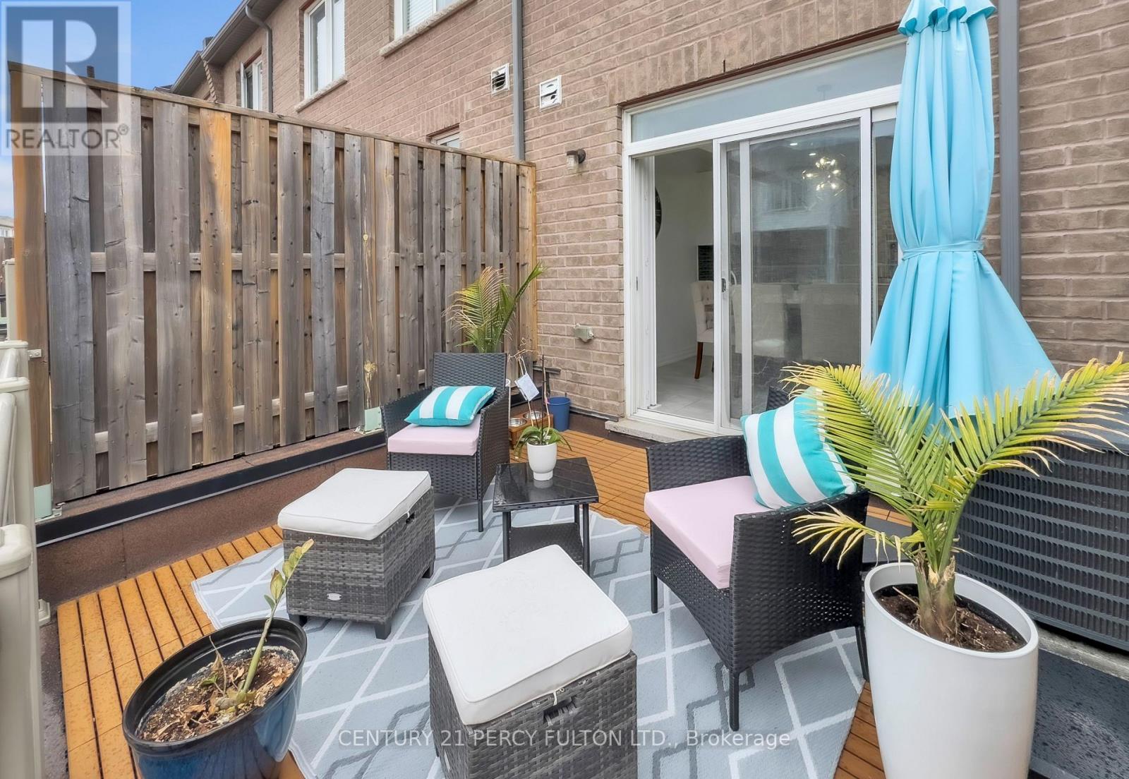 4 GRAYWARDINE LANE - 43