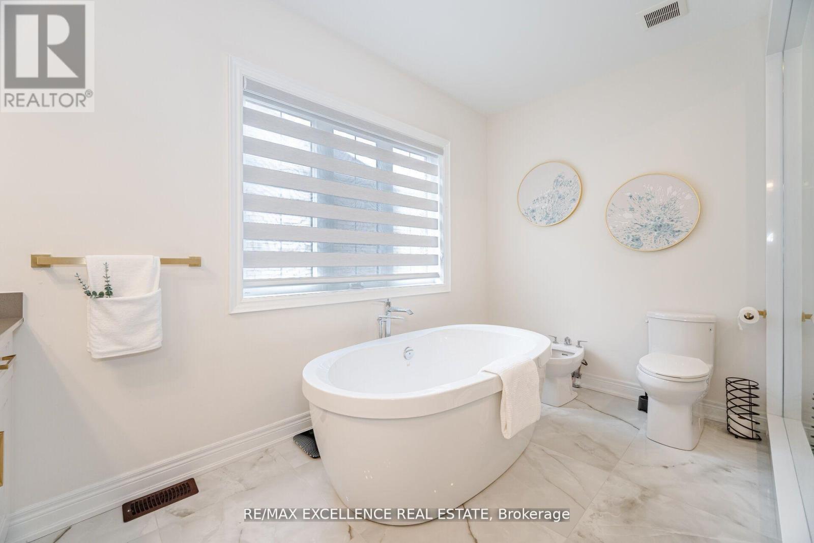 78 APPLEYARD AVENUE - 38